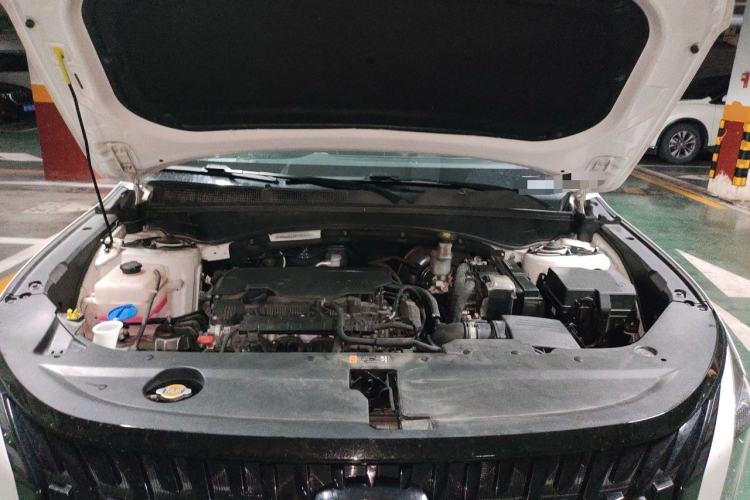 Used Hyundai ix35 2023 Musso 2.0L Prestige LUX Edition Engine Bay