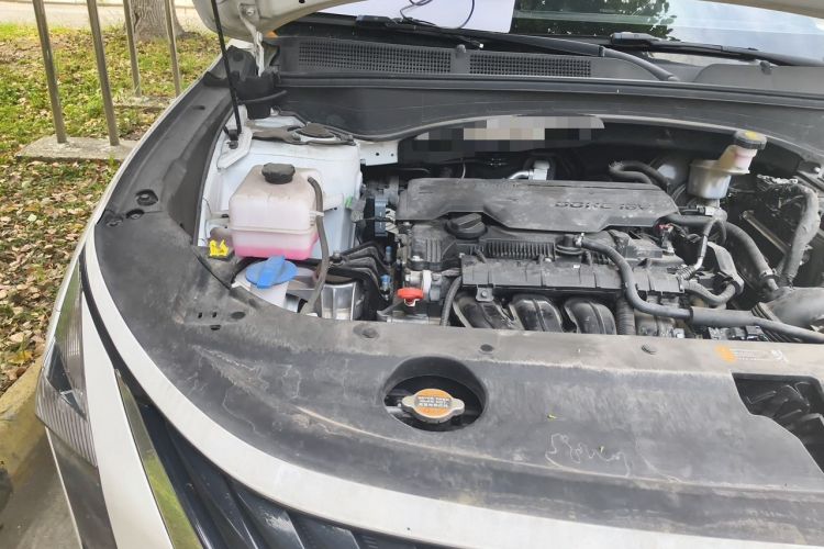 Used Hyundai ix35 2023 Musso 2.0L Deluxe Edition DLX Engine Bay Right