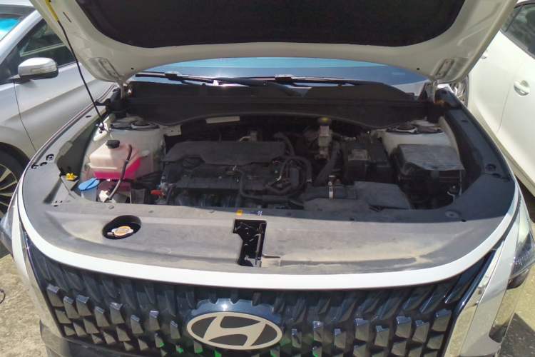 Used Hyundai ix35 2023 Musso 2.0L Deluxe Edition DLX Engine Bay
