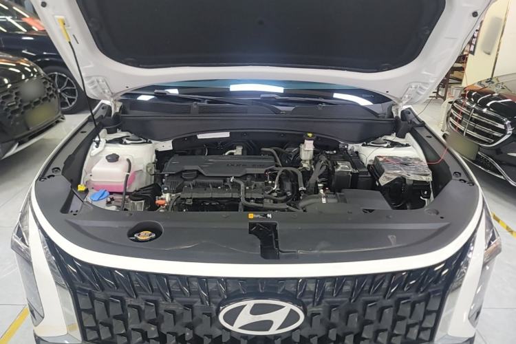 Used Hyundai ix35 2023 Musso 2.0L Deluxe Edition DLX Engine Bay
