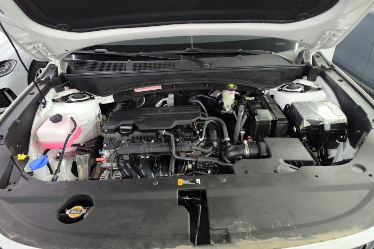 Used Hyundai ix35 2023 Musso 2.0L Prestige LUX Edition Engine Bay