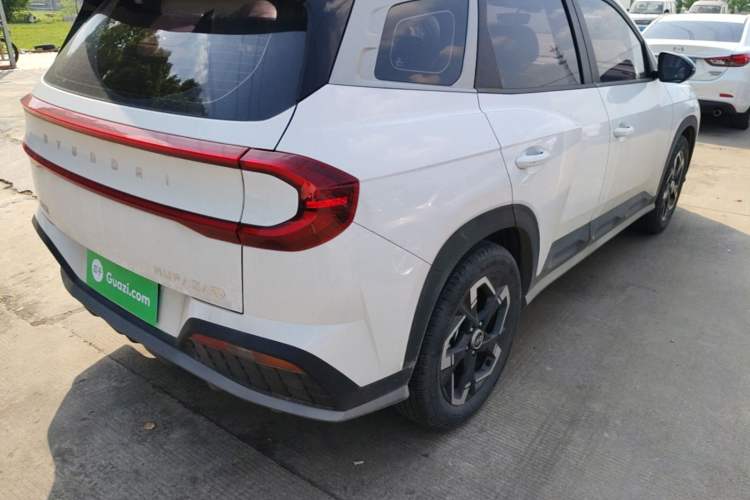 Used Hyundai ix35 2023 Musso 2.0L Deluxe Edition DLX Exterior 3