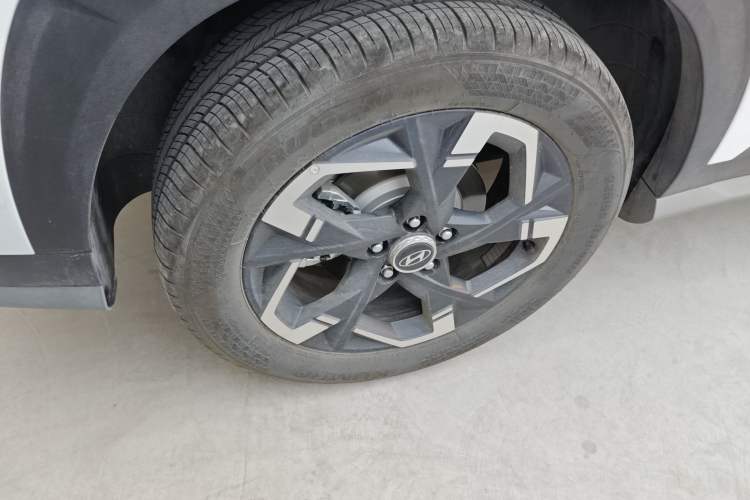 Used Hyundai ix35 2023 Musso 2.0L Deluxe Edition DLX Exterior 5