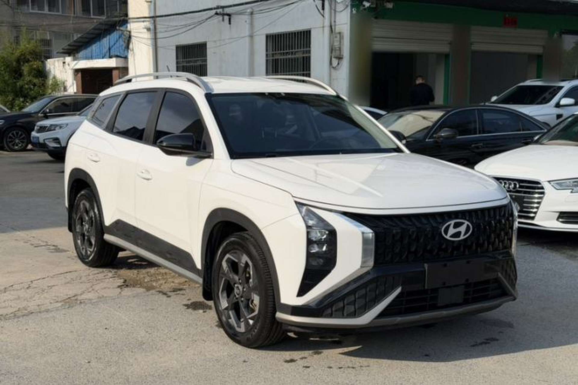 Used Hyundai ix35 2023 Musso 2.0L Deluxe Edition DLX Exterior 5