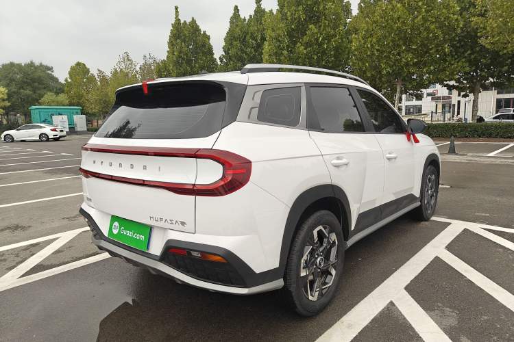 Used Hyundai ix35 2023 Musso 2.0L Deluxe Edition DLX Exterior 6
