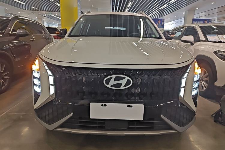 Used Hyundai ix35 2023 Musso 2.0L Deluxe Edition DLX Front