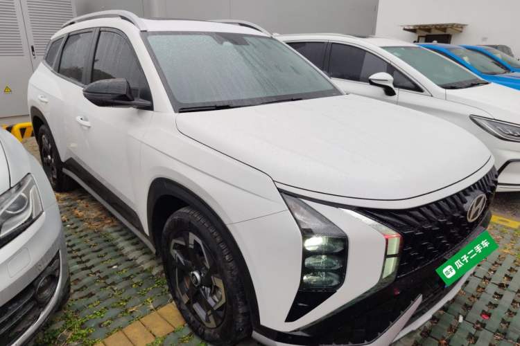 Used Hyundai ix35 2023 Musso 2.0L Prestige LUX Edition Front Right 45 Deg