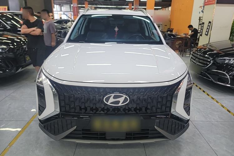 Used Hyundai ix35 2023 Musso 2.0L Deluxe Edition DLX Front