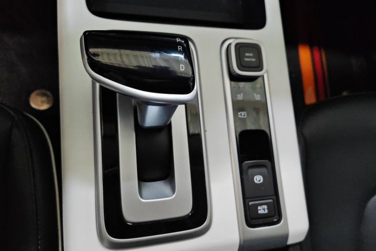 Used Hyundai ix35 2023 Musso 2.0L Deluxe Edition DLX Gear Lever
