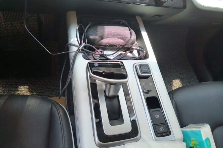 Used Hyundai ix35 2023 Musso 2.0L Deluxe Edition DLX Gear Lever