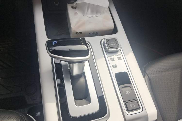 Used Hyundai ix35 2023 Musso 2.0L Deluxe Edition DLX Gear Lever