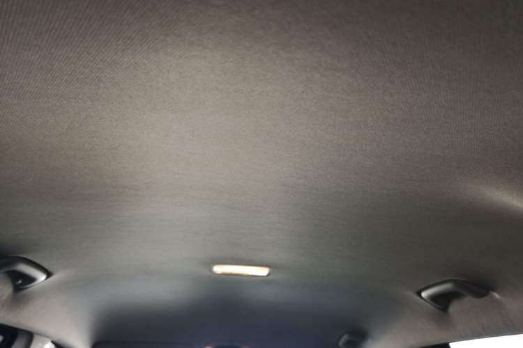 Used Hyundai ix35 2023 Musso 2.0L Deluxe Edition DLX Headliner
