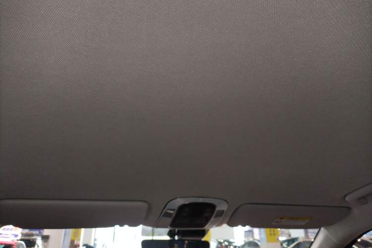 Used Hyundai ix35 2023 Musso 2.0L Deluxe Edition DLX Headliner