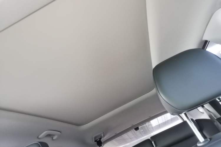 Used Hyundai ix35 2023 Musso 2.0L Deluxe Edition DLX Headliner
