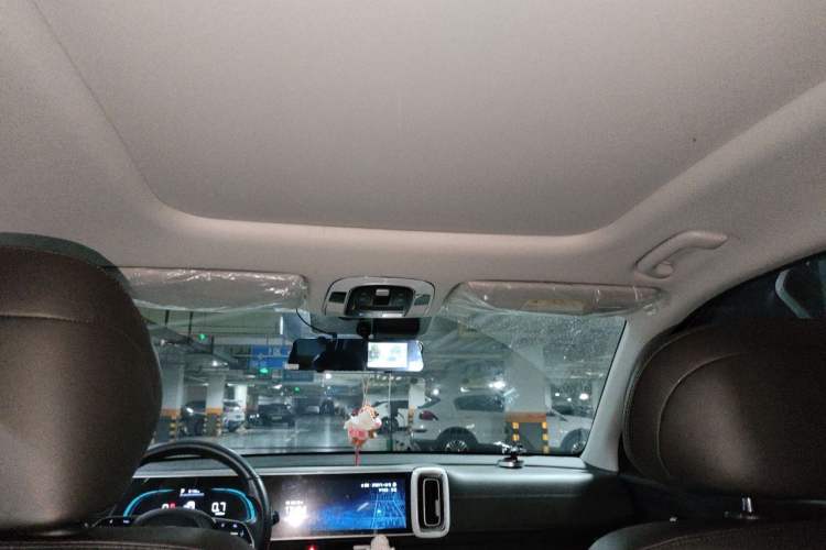 Used Hyundai ix35 2023 Musso 2.0L Prestige LUX Edition Headliner