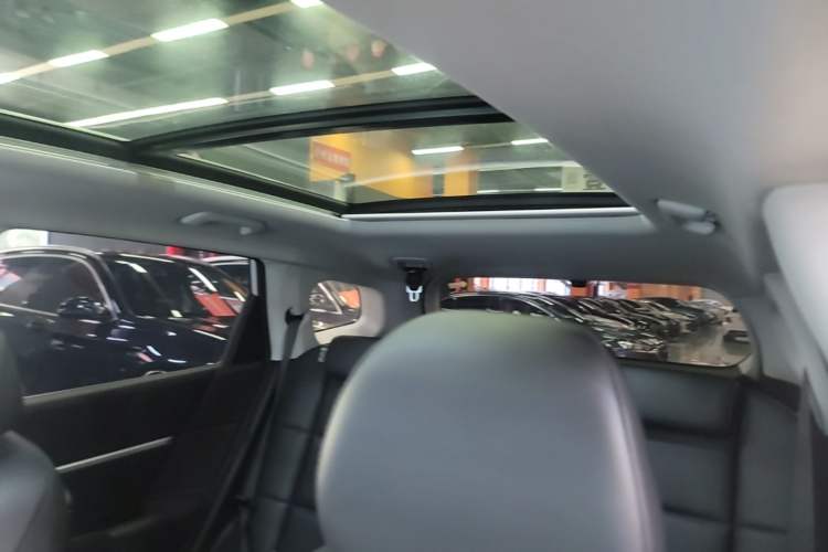 Used Hyundai ix35 2023 Musso 2.0L Deluxe Edition DLX Headliner