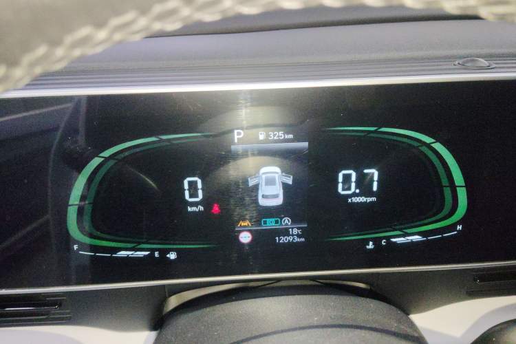Used Hyundai ix35 2023 Musso 2.0L Deluxe Edition DLX Instrument Cluster