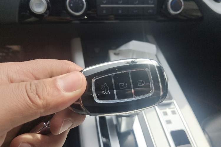 Used Hyundai ix35 2023 Musso 2.0L Deluxe Edition DLX Interior 1