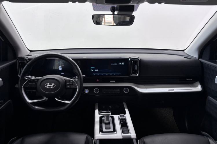 Used Hyundai ix35 2023 Musso 2.0L Deluxe Edition DLX Interior 1