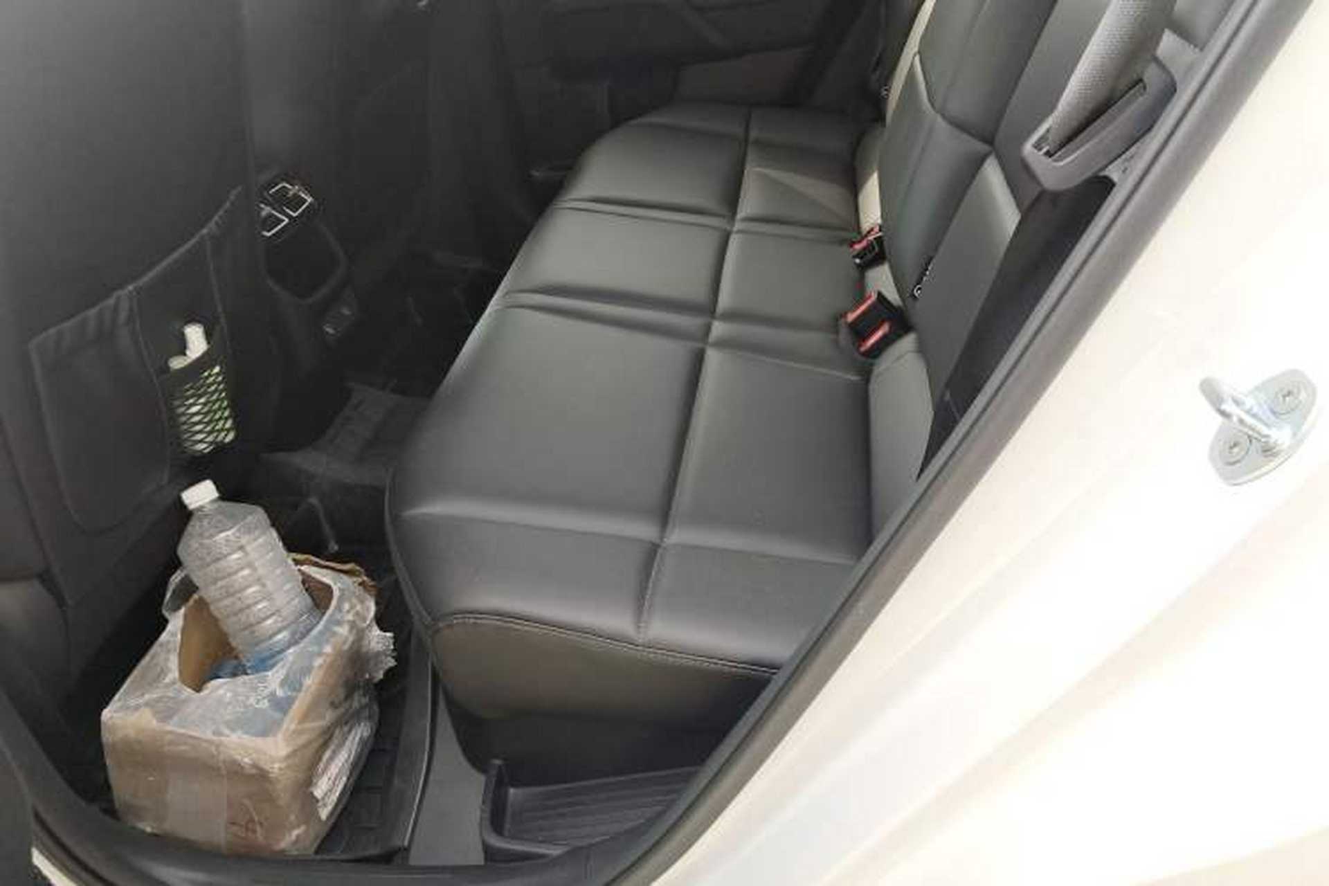 Used Hyundai ix35 2023 Musso 2.0L Deluxe Edition DLX Interior 4