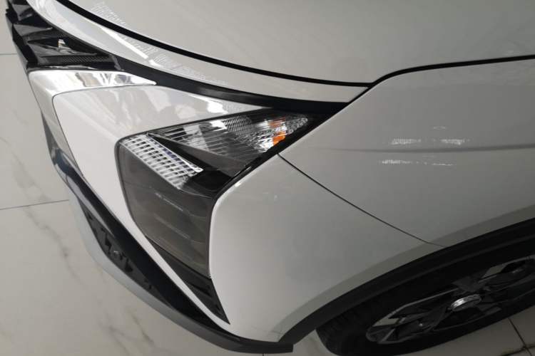 Used Hyundai ix35 2023 Musso 2.0L Deluxe Edition DLX Left Front Headlight