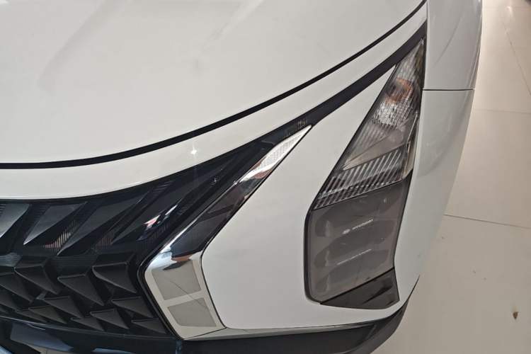 Used Hyundai ix35 2023 Musso 2.0L Deluxe Edition DLX Left Front Headlight