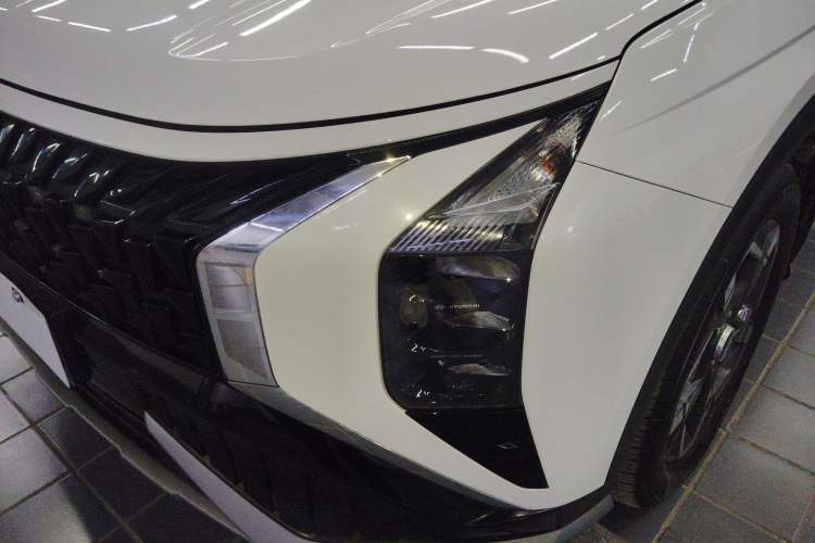 Used Hyundai ix35 2023 Musso 2.0L Deluxe Edition DLX Left Front Headlight