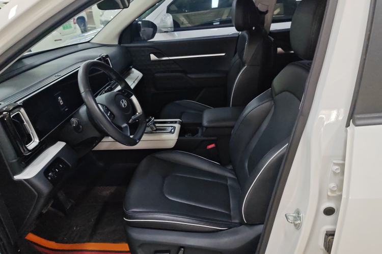 Used Hyundai ix35 2023 Musso 2.0L Deluxe Edition DLX Left Front Seat