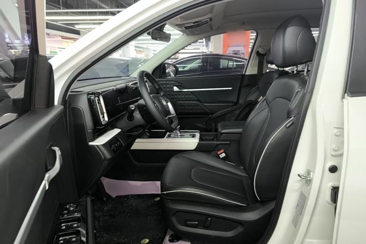 Used Hyundai ix35 2023 Musso 2.0L Prestige LUX Edition Left Front Seat