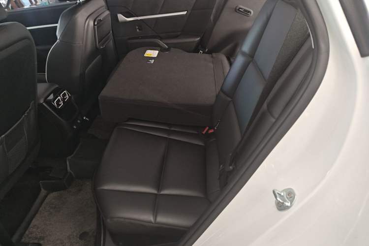 Used Hyundai ix35 2023 Musso 2.0L Deluxe Edition DLX Left Rear Seat