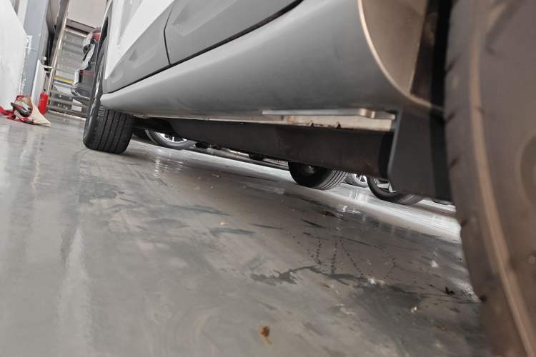 Used Hyundai ix35 2023 Musso 2.0L Deluxe Edition DLX Left Side Sill