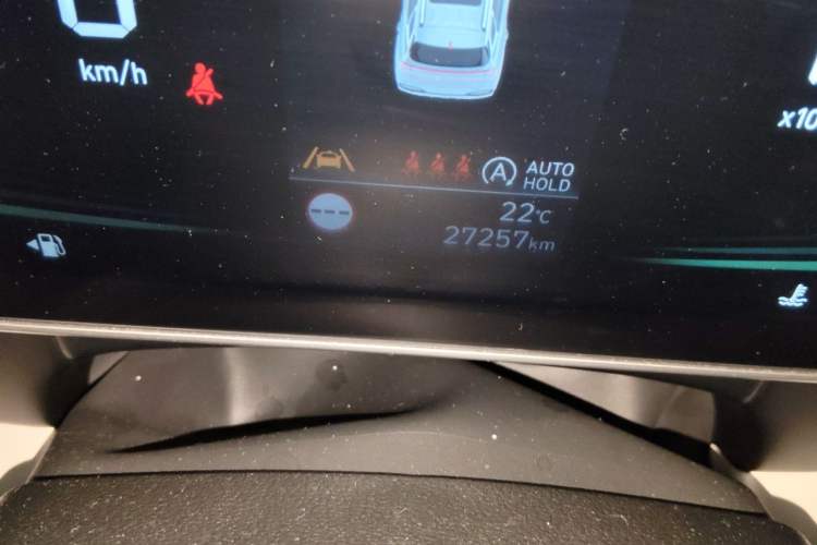 Used Hyundai ix35 2023 Musso 2.0L Deluxe Edition DLX Odometer Close Up