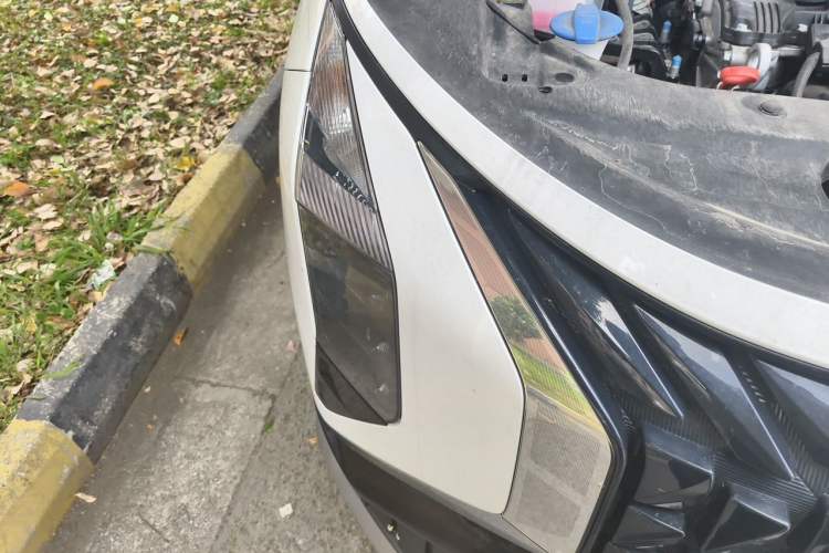 Used Hyundai ix35 2023 Musso 2.0L Deluxe Edition DLX Right Front Headlight