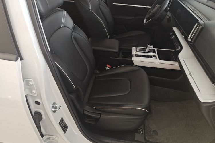 Used Hyundai ix35 2023 Musso 2.0L Deluxe Edition DLX Right Front Seat