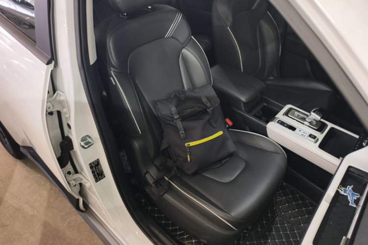 Used Hyundai ix35 2023 Musso 2.0L Deluxe Edition DLX Right Front Seat