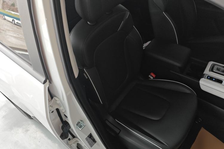 Used Hyundai ix35 2023 Musso 2.0L Deluxe Edition DLX Right Front Seat