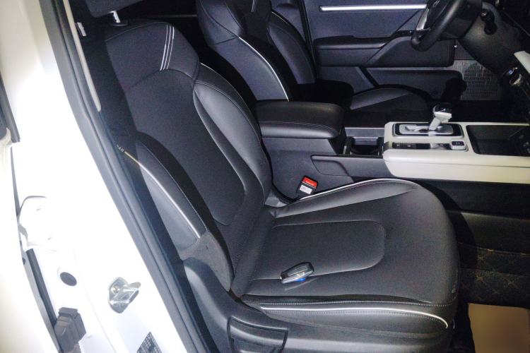 Used Hyundai ix35 2023 Musso 2.0L Deluxe Edition DLX Right Front Seat