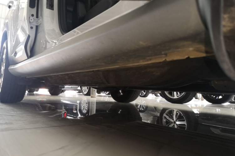 Used Hyundai ix35 2023 Musso 2.0L Deluxe Edition DLX Right Side Sill