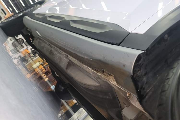 Used Hyundai ix35 2023 Musso 2.0L Deluxe Edition DLX Right Side Sill