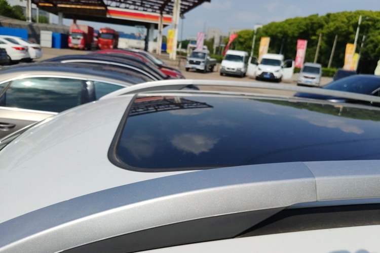 Used Hyundai ix35 2023 Musso 2.0L Deluxe Edition DLX Roof