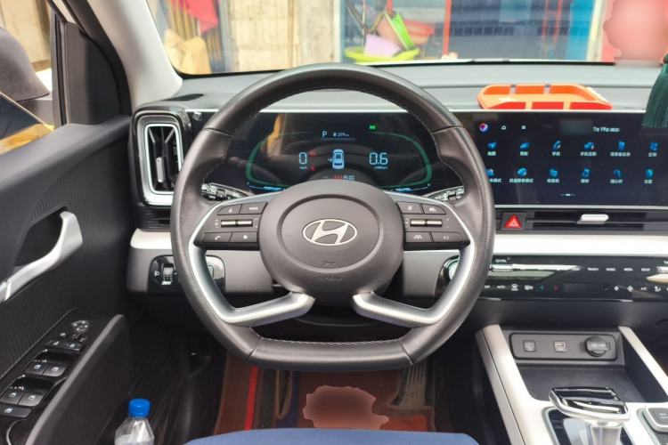 Used Hyundai ix35 2023 Musso 2.0L Prestige LUX Edition Steering Wheel