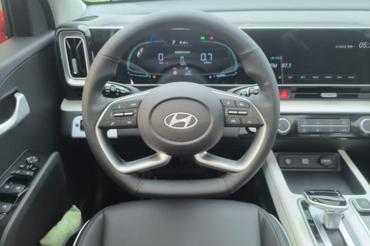 Used Hyundai ix35 2023 Musso 2.0L Deluxe Edition DLX Steering Wheel