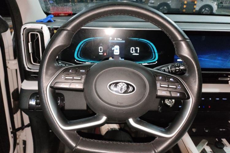 Used Hyundai ix35 2023 Musso 2.0L Prestige LUX Edition Steering Wheel