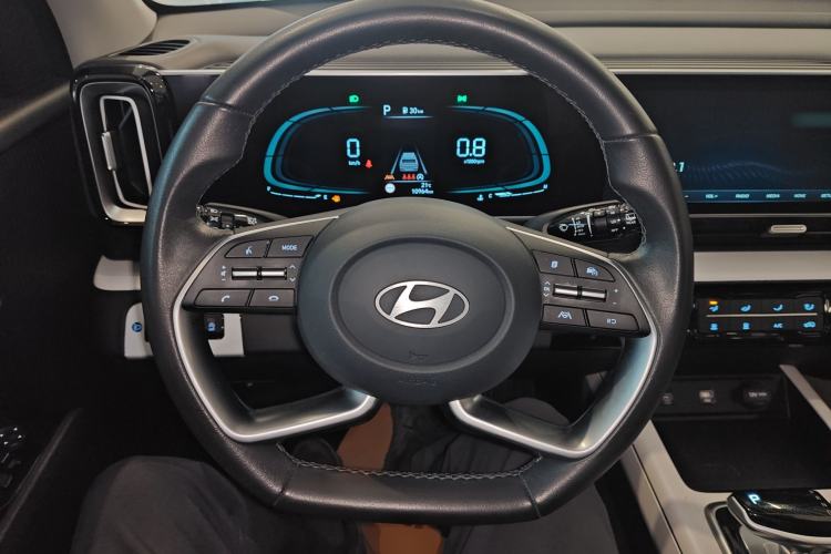 Used Hyundai ix35 2023 Musso 2.0L Deluxe Edition DLX Steering Wheel