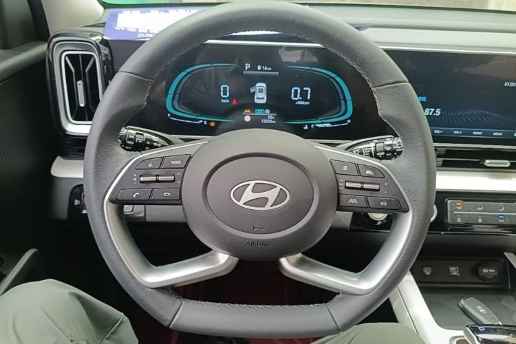 Used Hyundai ix35 2023 Musso 2.0L Deluxe Edition DLX Steering Wheel