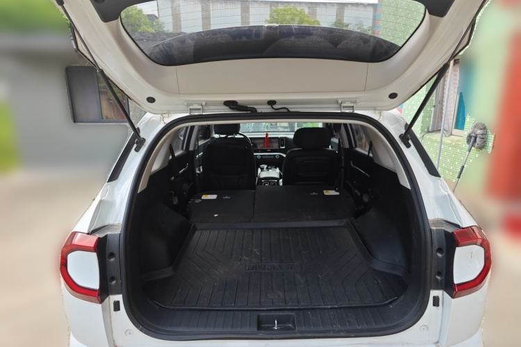 Used Hyundai ix35 2023 Musso 2.0L Deluxe Edition DLX Trunk