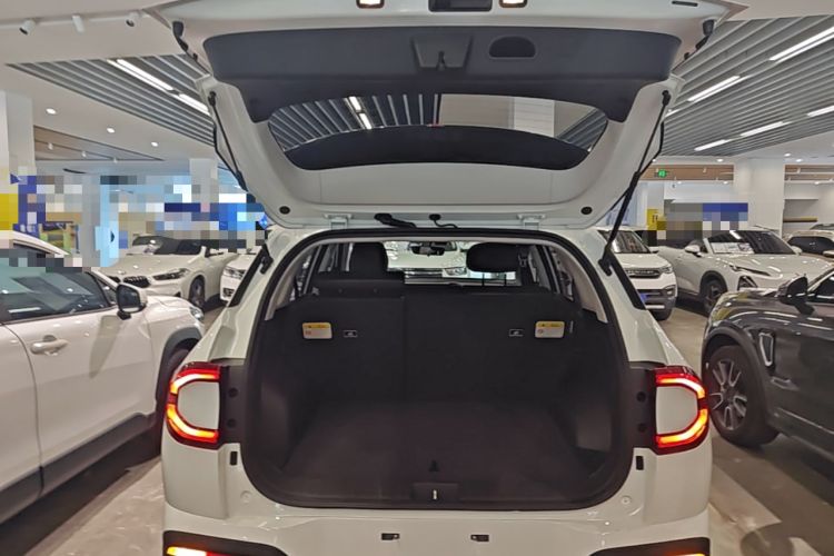 Used Hyundai ix35 2023 Musso 2.0L Deluxe Edition DLX Trunk