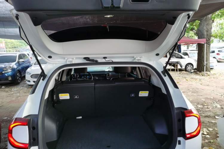 Used Hyundai ix35 2023 Musso 2.0L Deluxe Edition DLX Trunk