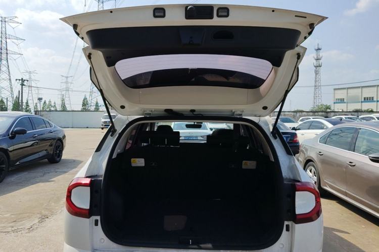 Used Hyundai ix35 2023 Musso 2.0L Deluxe Edition DLX Trunk