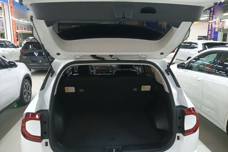Used Hyundai ix35 2023 Musso 2.0L Deluxe Edition DLX Trunk
